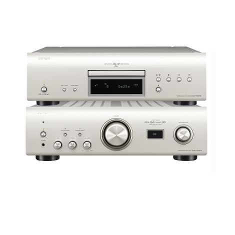 Chaîne HiFi composée d'un ampli denon PMA 1600 et d'un lecteur de CD DCD 1600.