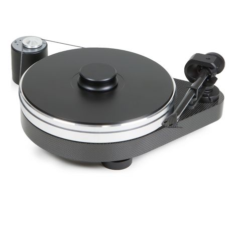 Cette nouvelle platine vinyle Pro-Ject RPM9 Carbon bénéficie de nouveaux éléments et de nombreuses améliorations par raport à la RPM9. Notamment un nouveau moteur, ainsi qu’un bloc d'alimentation DC.