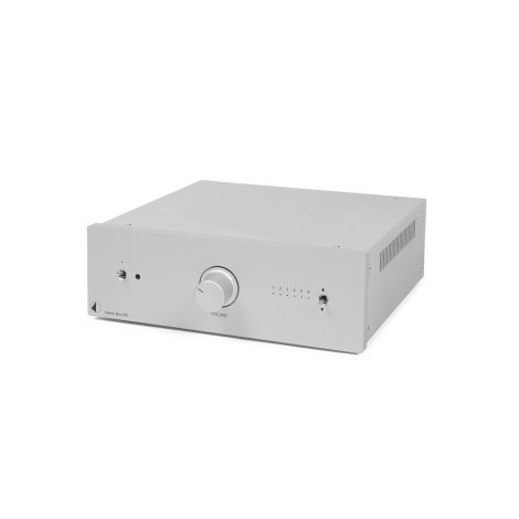 L’ampli Pro-Ject Stereo Box RS se caractérise par une conception Dual Mono symétrique et l’utilisation d’un étage d’entrée à tubes. Son châssis métallique est en outre isolé de manière optimale pour une expérience sonore toujours plus fidèle. Capable d’ac