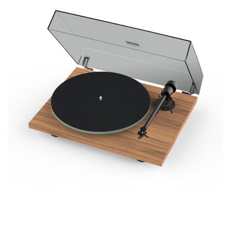 La platine vinyle Pro-Ject T1 est un modèle à entraînement par courroie équipé d'un bras de lecture en aluminium sur lequel est monté une cellule Ortofon OM 5E. 