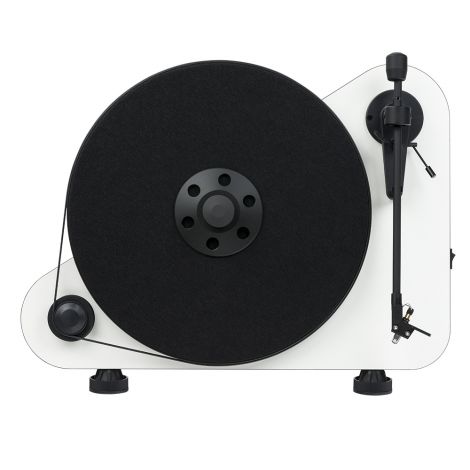 La platine vinyle Pro-Ject VTE fonctionne en position verticale. Ce qui lui permet de la placer au mur ou sur une étagère de petite taille.