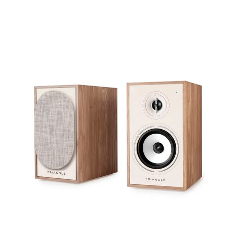 Les enceintes amplifiées Triangle Borea BR02 Connect offrent une qualité sonore exceptionnelle grâce à leur amplificateur 2 x 50 Watts, leur DAC Sabre de haute qualité et leur connectivité Bluetooth aptX HD. Compactes et polyvalentes, elles sont parfaites
